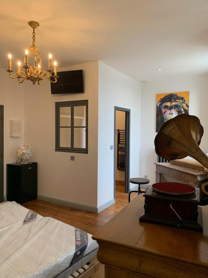 Chambre Balcon Pons Extérieur photo
